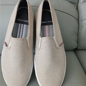 Ben Sherman Men's Cream Slip-On Loafers